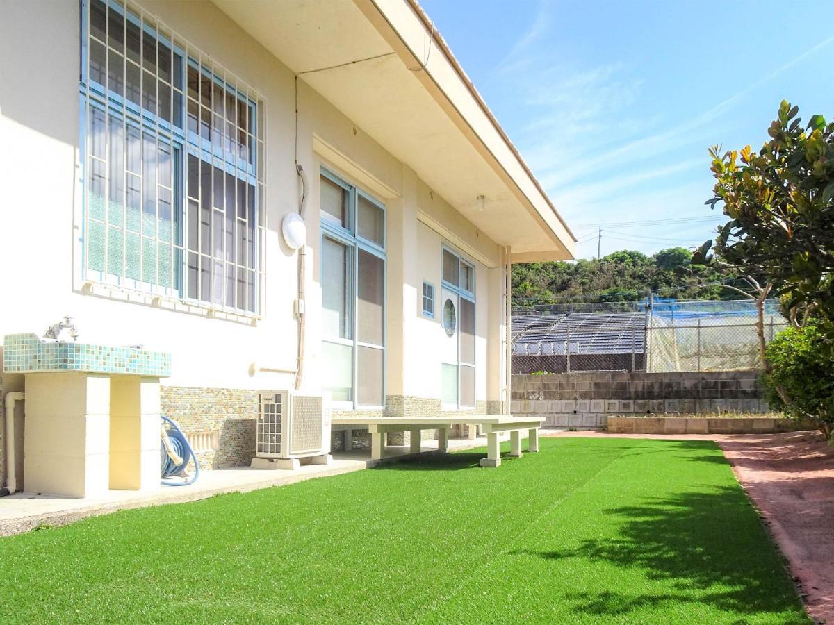Minshuku Itoman Bettei Goyukkuri Hotel Buitenkant foto