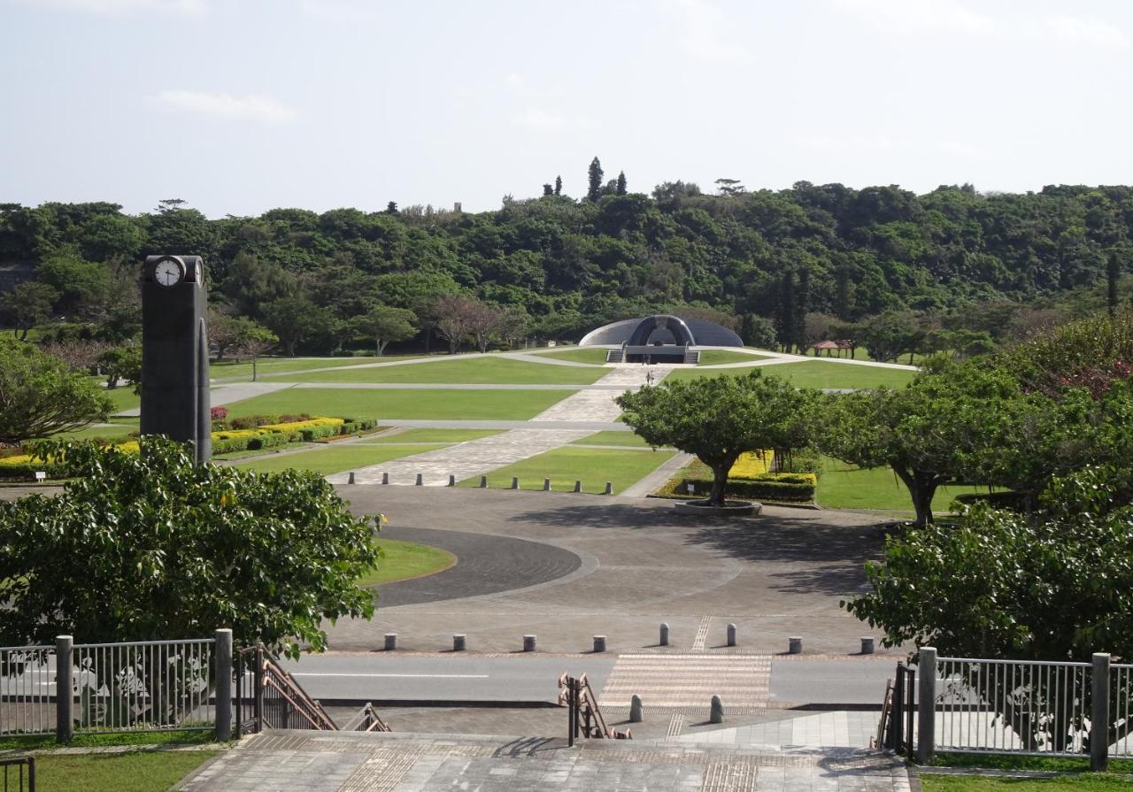 Minshuku Itoman Bettei Goyukkuri Hotel Buitenkant foto
