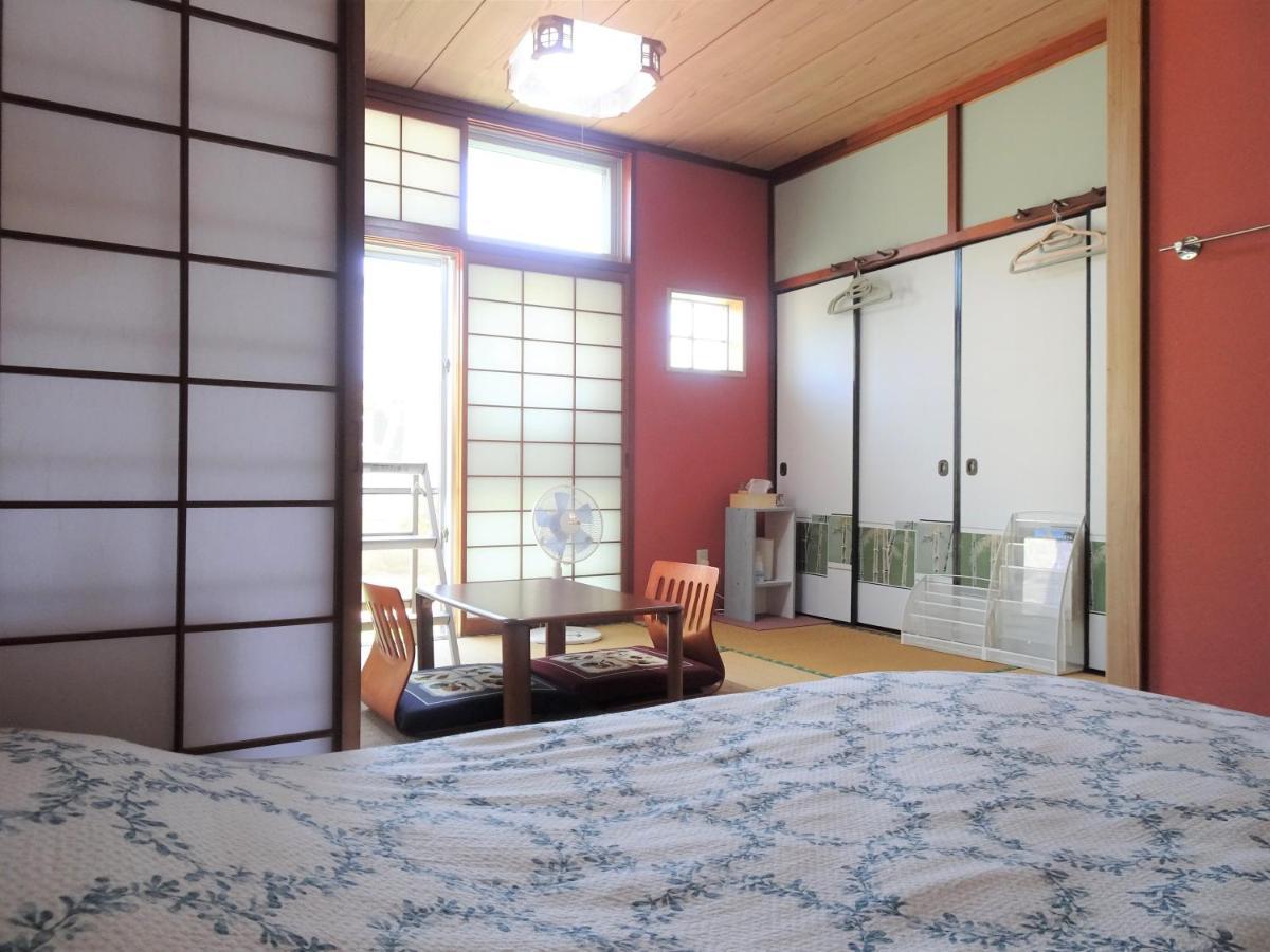 Minshuku Itoman Bettei Goyukkuri Hotel Buitenkant foto